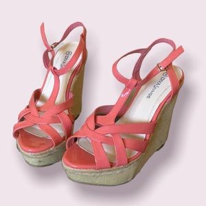 Diva lounge coral wedges! Women’s size 8.